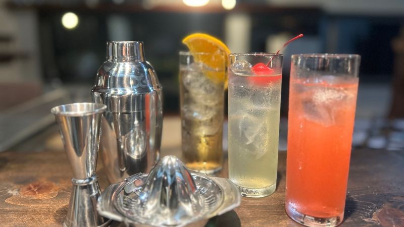 Community＆Stay 古民家 SO｜愛知県・三河｜シェイカーなどの準備がございます。材料をご用意いただければバーテンダー体験もお楽しみいただけます。