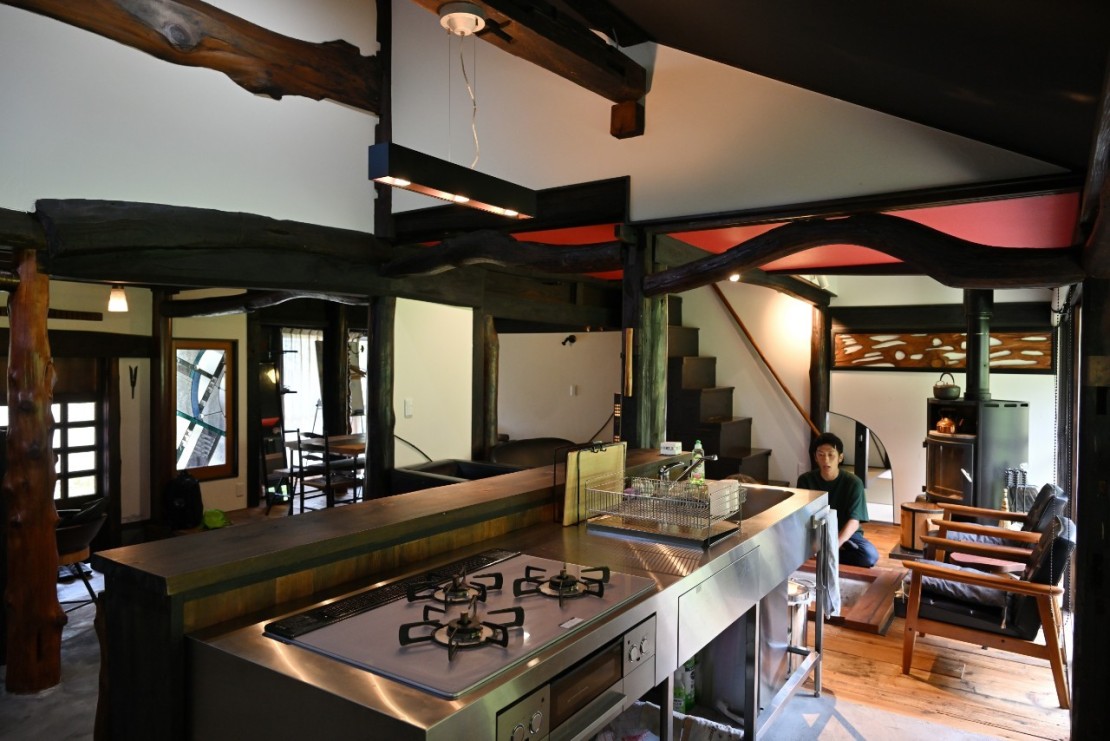 Community＆Stay 古民家 SO｜愛知県・三河｜広いキッチンで料理をお楽しみいただけます