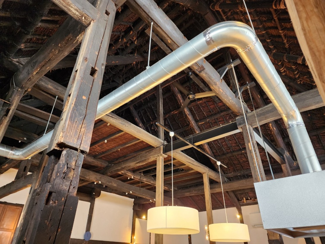 いにしえの宿おへそ｜山形県・米沢・置賜｜藁ぶき屋根