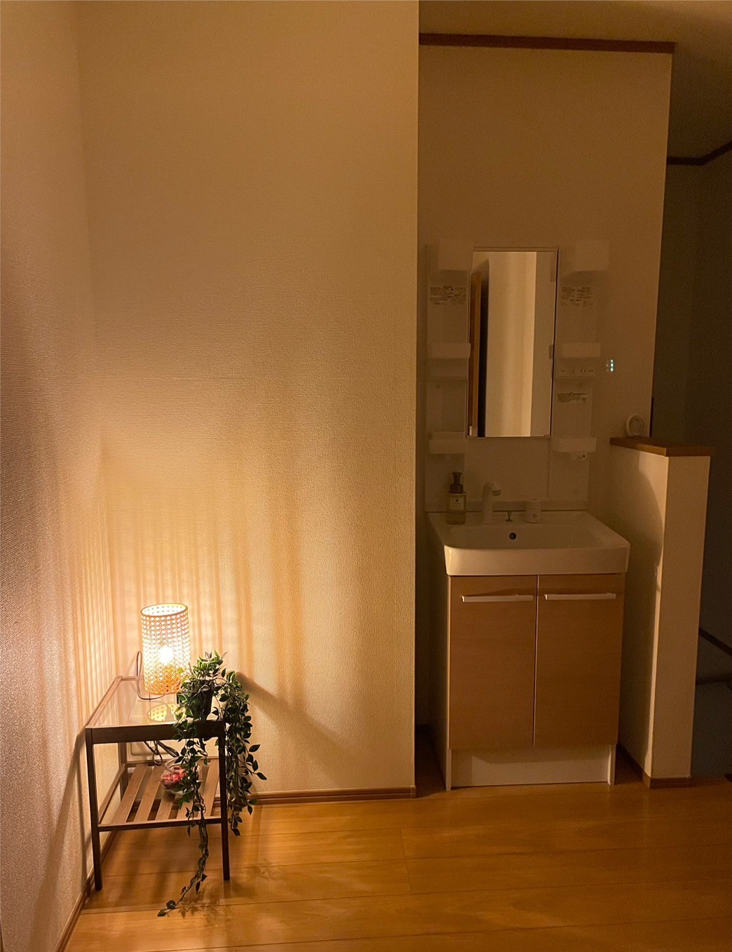 別邸  青い森那須｜栃木県・那須・板室｜2階洗面台