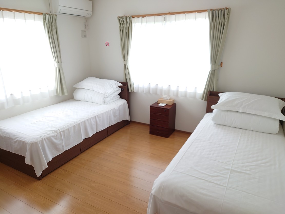 別邸  青い森那須｜栃木県・那須・板室｜ツインベッドルーム