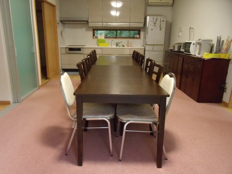 兵庫県 姫路・赤穂・播磨のコテージ｜ポパイテンキャンプ場　アイボリーハウス(1棟貸切)の写真：ダイニングキッチン