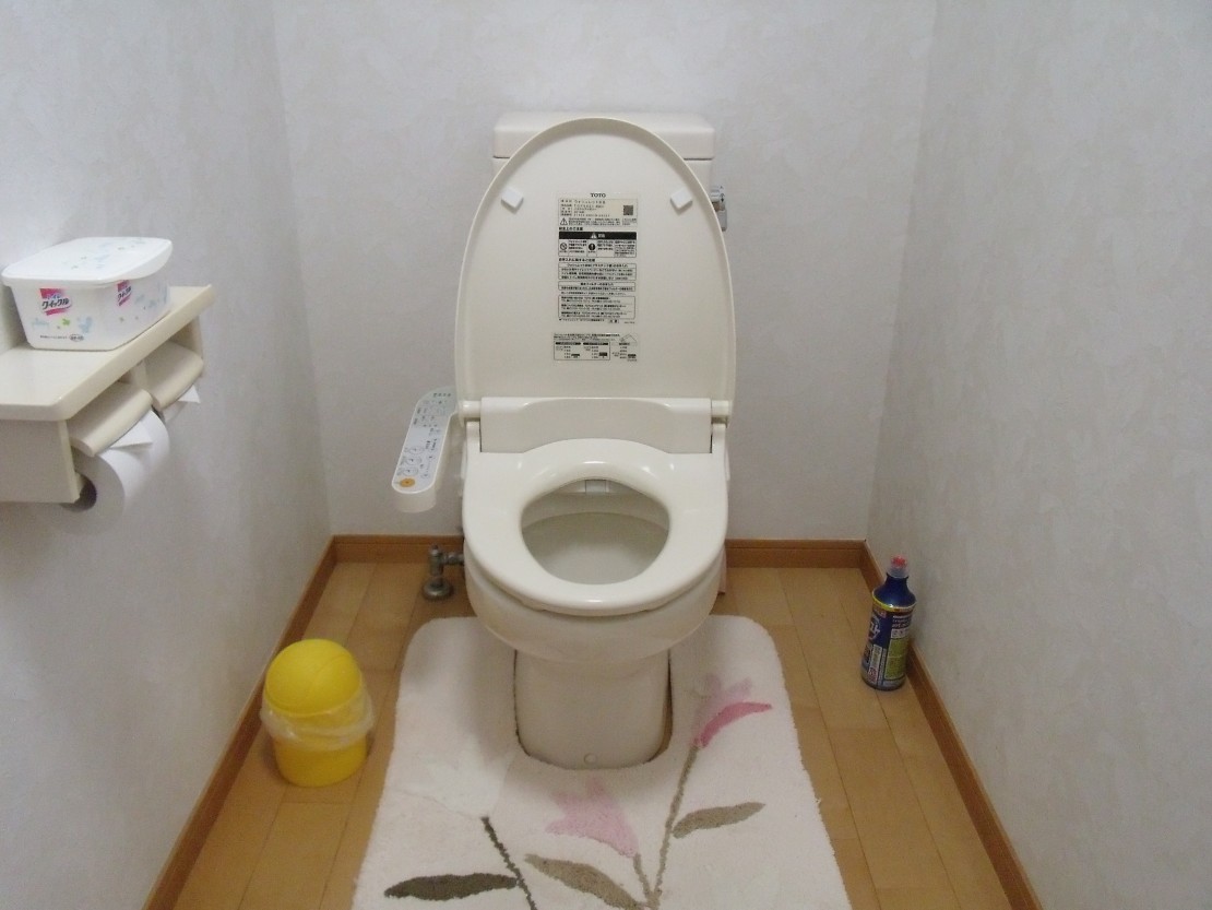 ポパイテンキャンプ場　アイボリーハウス(1棟貸切)｜兵庫県・姫路・赤穂・播磨｜トイレ