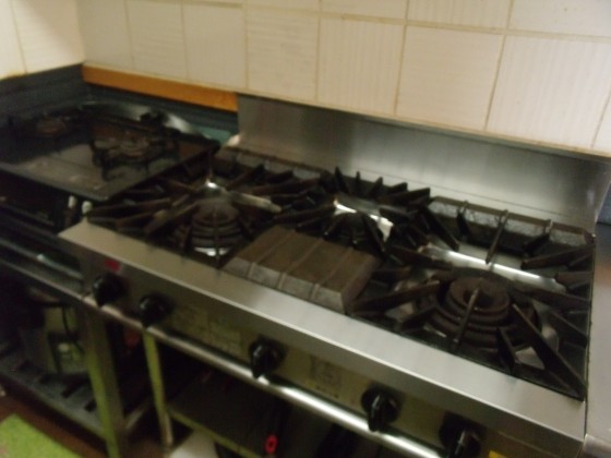 兵庫県 姫路・赤穂・播磨の貸別荘・コテージ｜ポパイテンキャンプ場　ゴールドハウス(1棟貸切)：キッチン