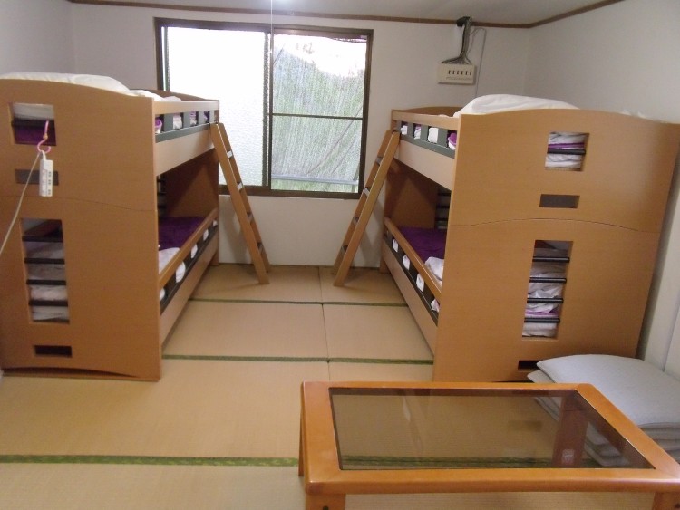 兵庫県 姫路・赤穂・播磨のコテージ｜ポパイテンキャンプ場　バンガロハウス(1棟貸切)の写真：室内