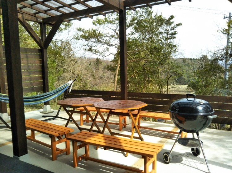 石川県 輪島・能登のコテージ｜家族コテージ ノトイエ ２号棟さえずりの写真：バーベキューテラス