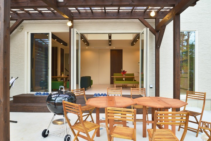 石川県 輪島・能登のコテージ｜家族コテージ ノトイエ　３号棟そよかぜの写真：バーベキューテラス