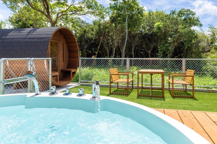 千葉県 九十九里・銚子のコテージ｜UMICHIKA 6886の写真：サウナ後はジャグジーでととのう