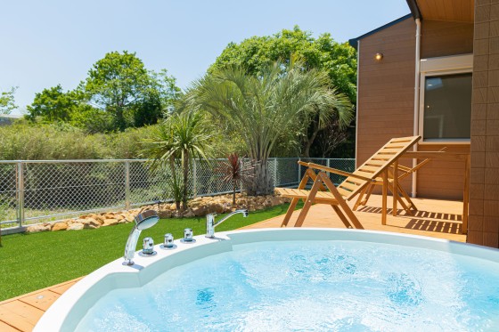 千葉県 九十九里・銚子の貸別荘・コテージ｜UMICHIKA 6886：カップル