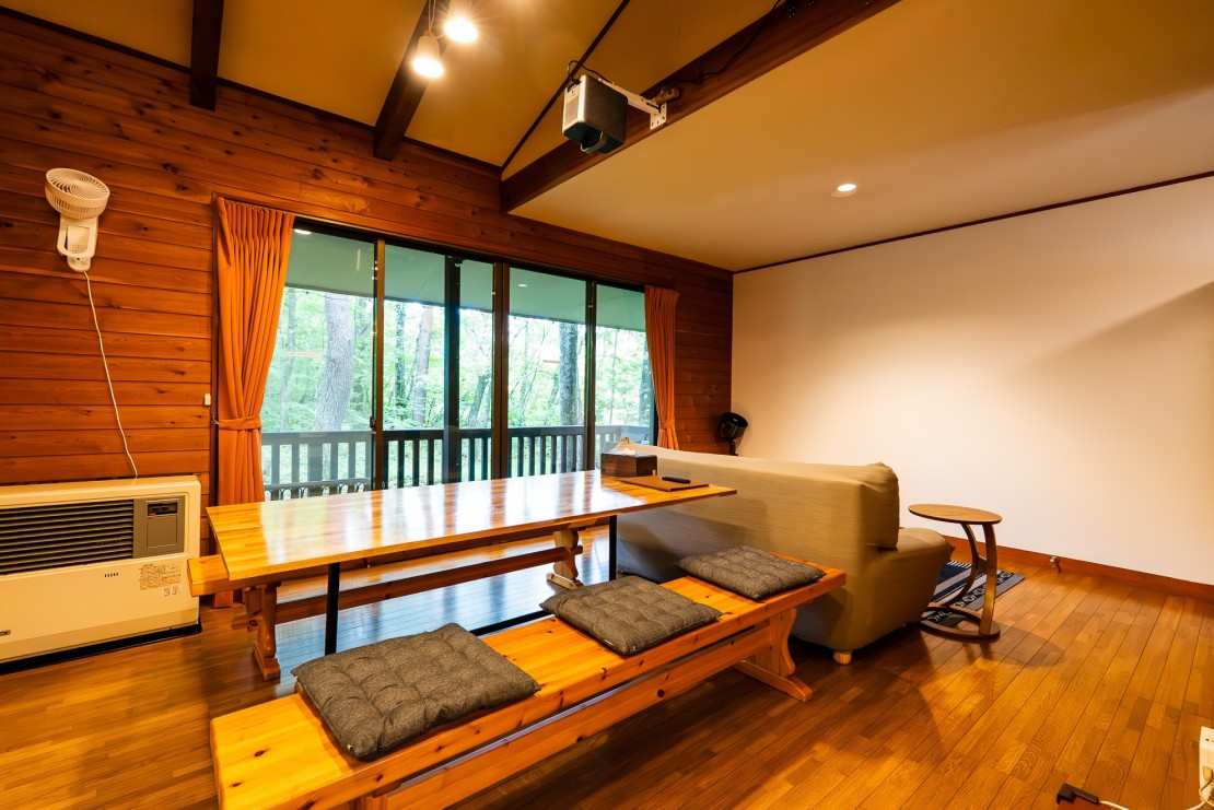 クラレンス｜群馬県・北軽井沢・嬬恋・万座｜リビング