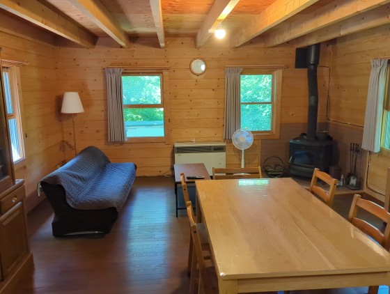 長野県 八ヶ岳・富士見・原村・野辺山・小海の貸別荘・コテージ｜リスの家：ファミリー