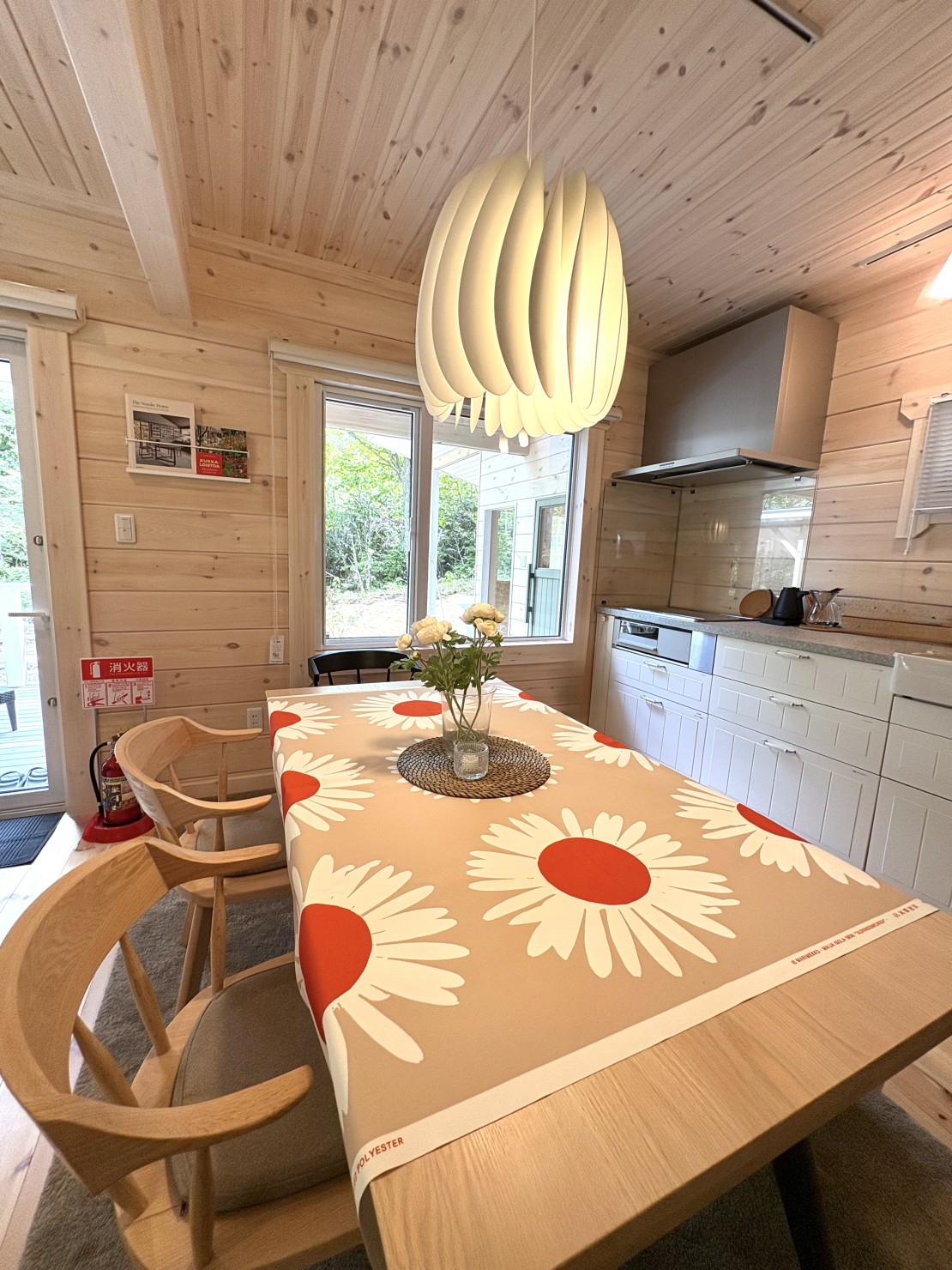 Second House kukka (クッカ）｜群馬県・北軽井沢・嬬恋・万座｜北欧家具や食器、小物をお楽しみいただきながら、新鮮高原野菜を使った特別メニューを！