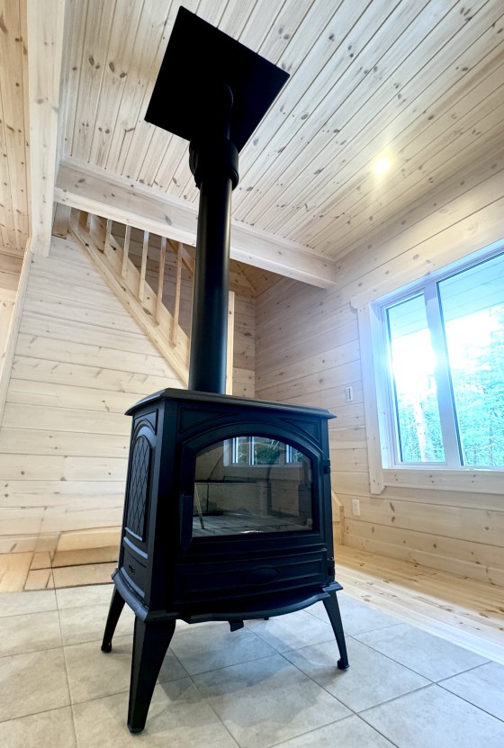 群馬県 北軽井沢・嬬恋・万座の貸別荘・コテージ｜Second House kukka (クッカ）：薪ストーブ