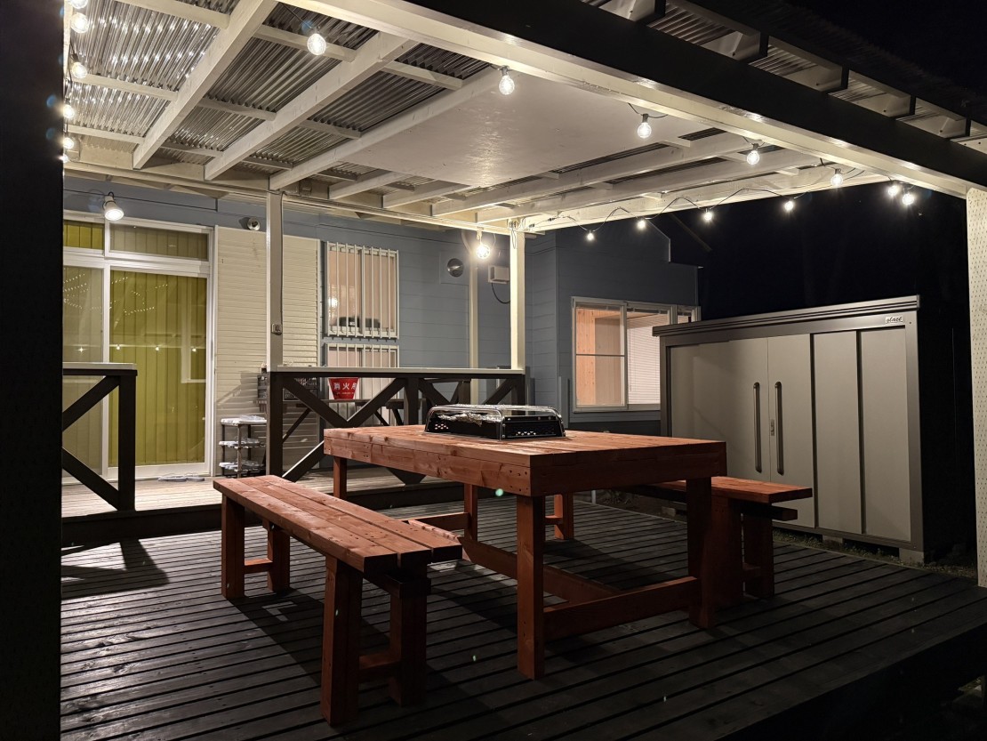 コテージ３３｜栃木県・那須・板室｜テラス（夜）