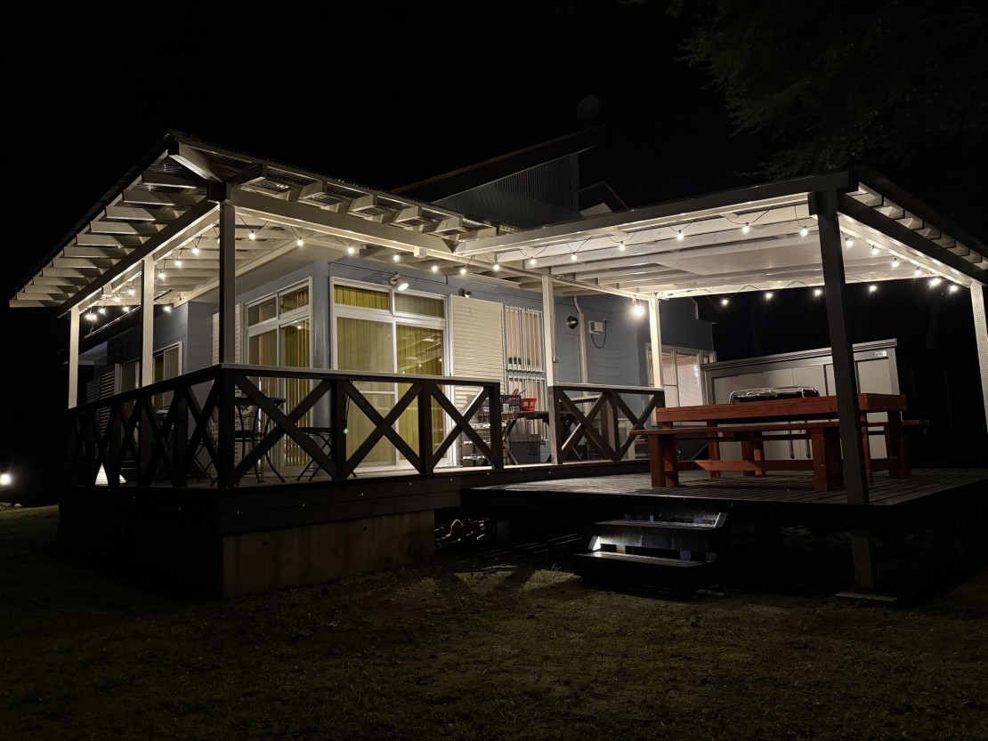 コテージ３３｜栃木県・那須・板室｜外観（夜）