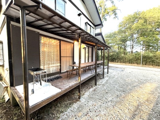 栃木県 那須・板室の貸別荘・コテージ｜那須の貸別荘　コテージさくら：屋根付きBBQ