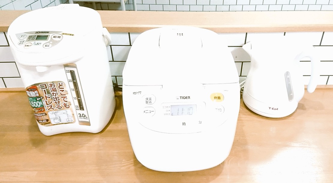 那須の貸別荘　コテージ7（ナナ）　V棟｜栃木県・那須・板室｜10合炊き炊飯器・電気ポッド・電気ケトル