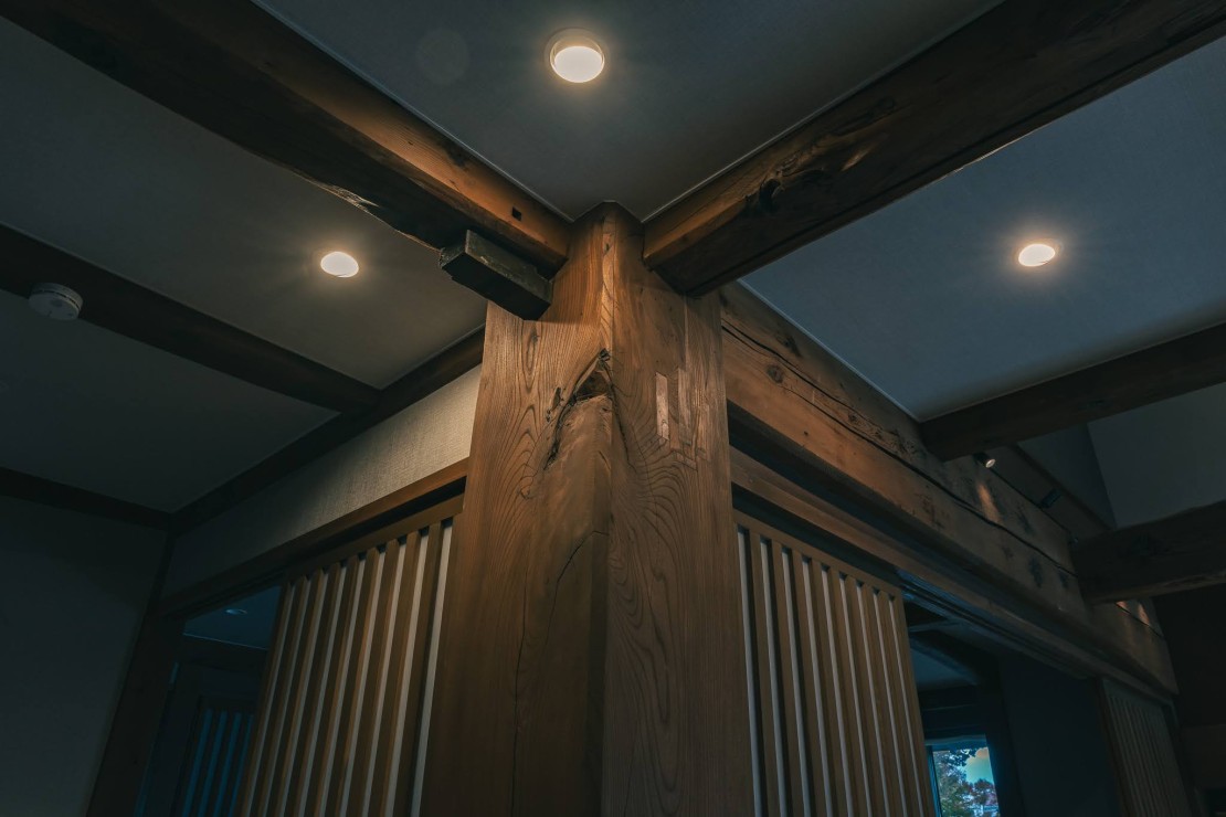 office＆cottage 丸金｜山梨県・山中湖・忍野｜80年以上活躍している大黒柱