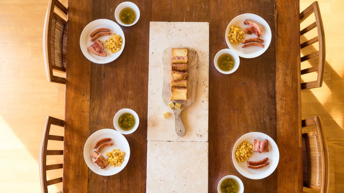 UMI-YAMA CHIKURA｜千葉県・館山・南房総｜朝食｜焼きたてのデニッシュとともに、やさしく目覚める食卓。