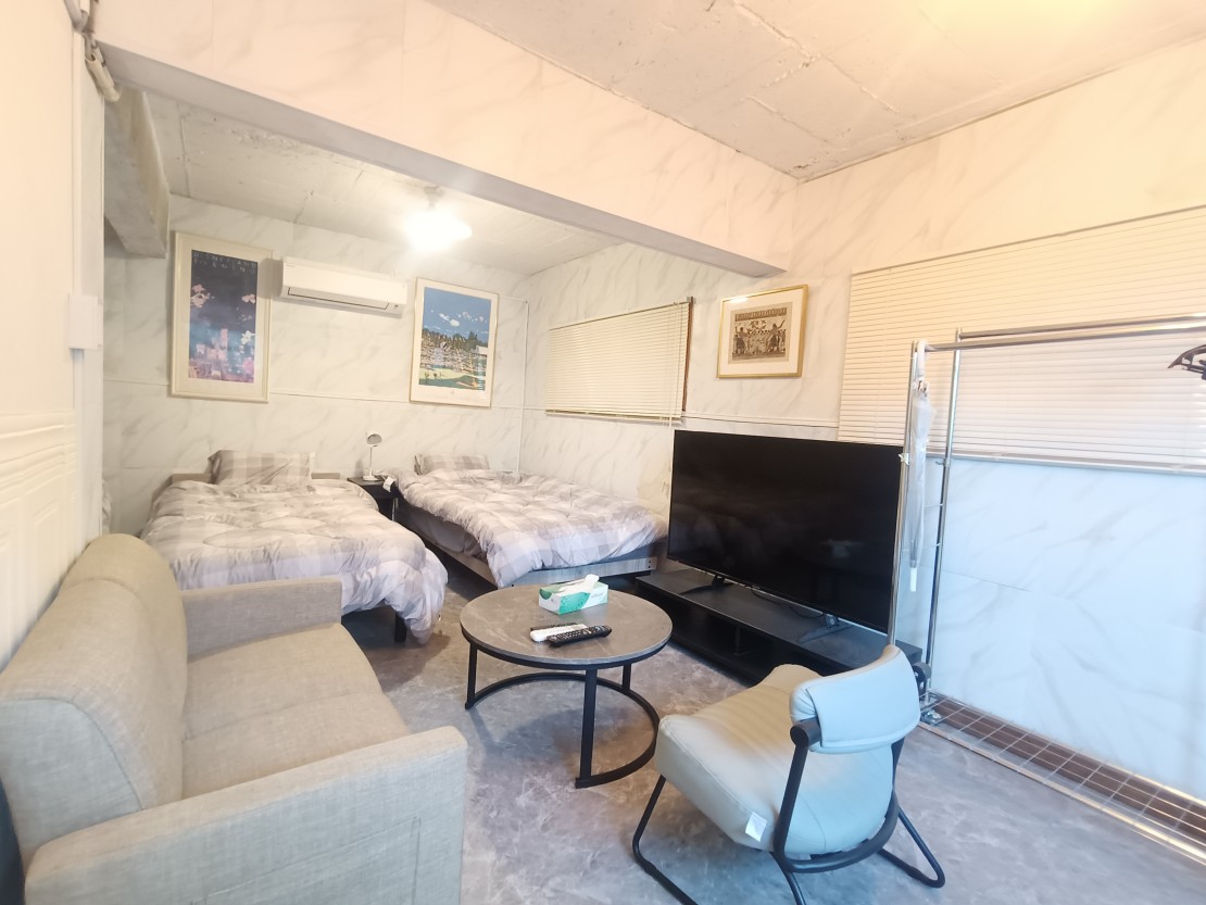 桜鴛館 ヴェドゥータⅠ｜静岡県・熱海｜リビング＆ベッド