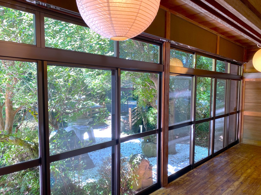 大型貸別荘　リュウエイ｜静岡県・東伊豆｜本館縁側