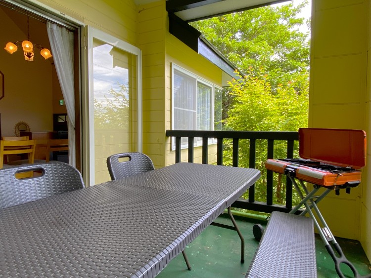 静岡県 伊豆高原のコテージ｜ESPERANCÈ 伊豆の写真：屋根付きBBQテラス