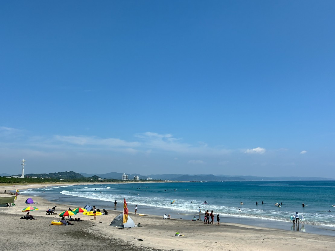Private Villa AZUL｜千葉県・館山・南房総｜最寄りのビーチは海水浴場。夏は歩いて海水浴へ。
ワンちゃんの朝夕のお散歩や釣りも楽しめますよ！