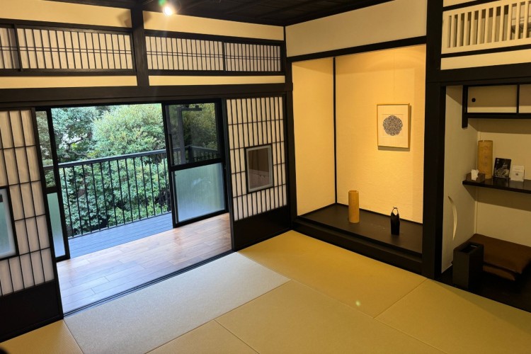 神奈川県 湘南・鎌倉のコテージ｜AKAMA鎌倉の写真：伝統と現代を組み合わせたジャパニーズモダンスタイル