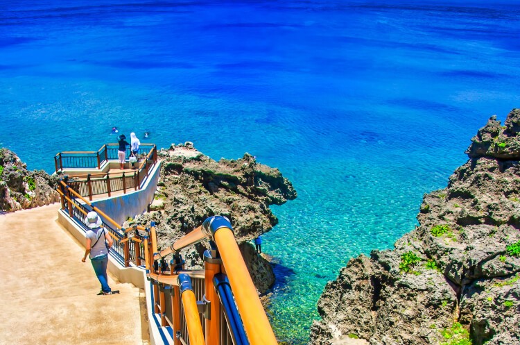 沖縄県 本部・名護・国頭のコテージ｜コテージ  ラナカイハウス沖縄の写真：ビーチ徒歩3分、観光スポットへのアクセス抜群