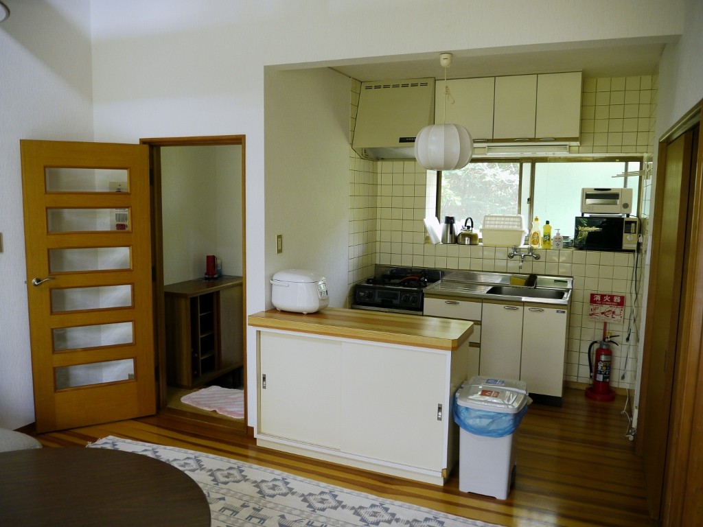 テラス城ヶ崎｜静岡県・伊豆高原｜テラス城ヶ崎A棟キッチン