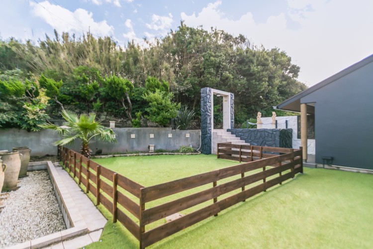 千葉県 館山・南房総のコテージ｜デュエットリゾート館山アカシアの写真：広いドッグラン